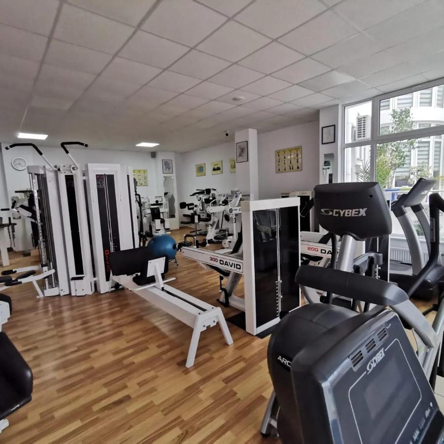 Hotel Fitness House With Garden à Constanţa Extérieur photo