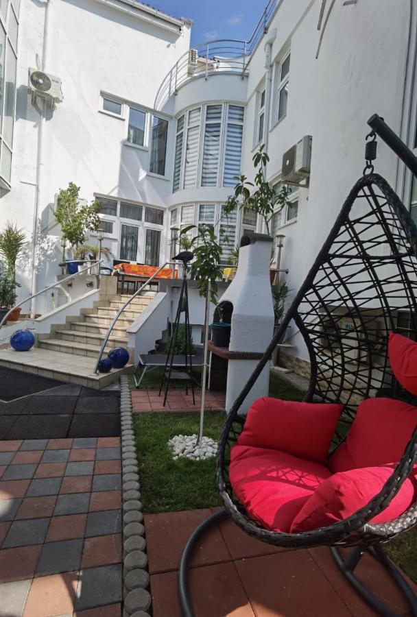 Hotel Fitness House With Garden à Constanţa Extérieur photo